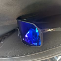Oakley sunglasses