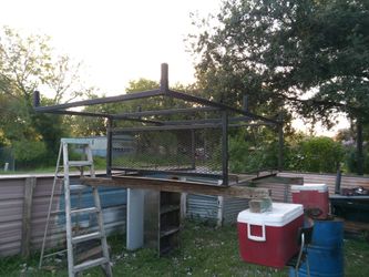 Pickup Bed Iron Rack