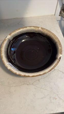 Large Brown & Cream Pottery Bowl 