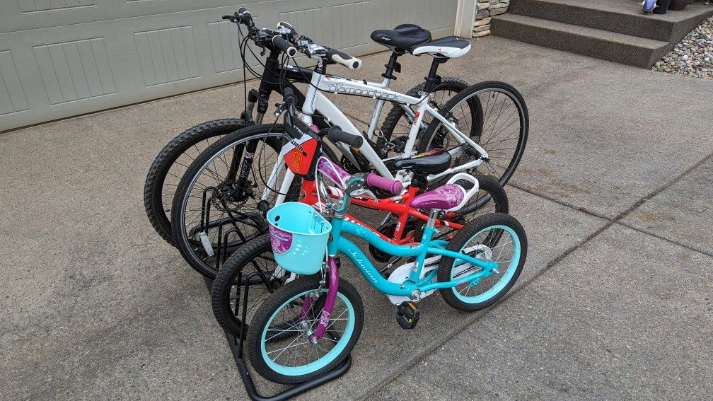Family Bikes (Diamondback & Schwinn)