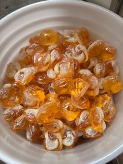 Laundry Detergent Pods  5 gallon bucket