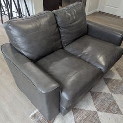 Love Seat And 3 Cushion Couch Set.