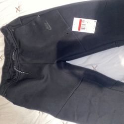 Nike Tech Pants Large Kids Size 