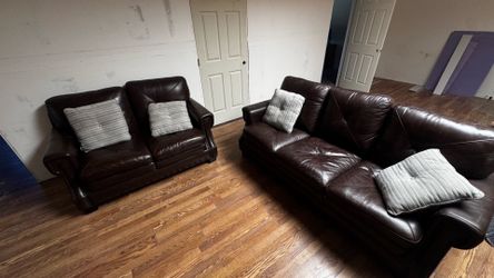 Authentic abbeyson leather couches