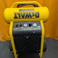 DeWalt Compressor D55146