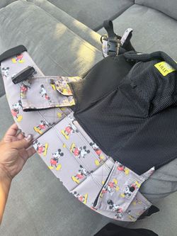 lillebaby baby carrier disney