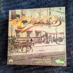 *Vintage  'Cheers' (the tv show)Trivia Game from 1992 *Sealed 