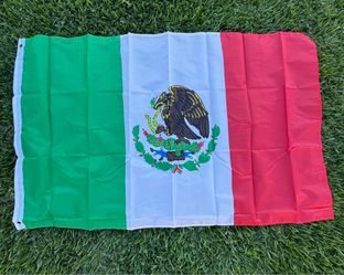 New in package Mexico Flags