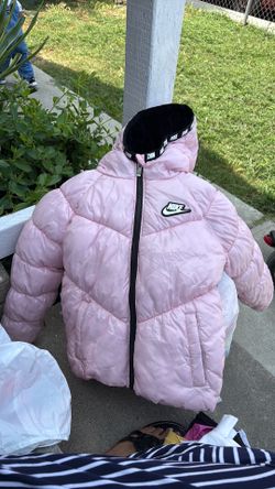 Nike girl sweater