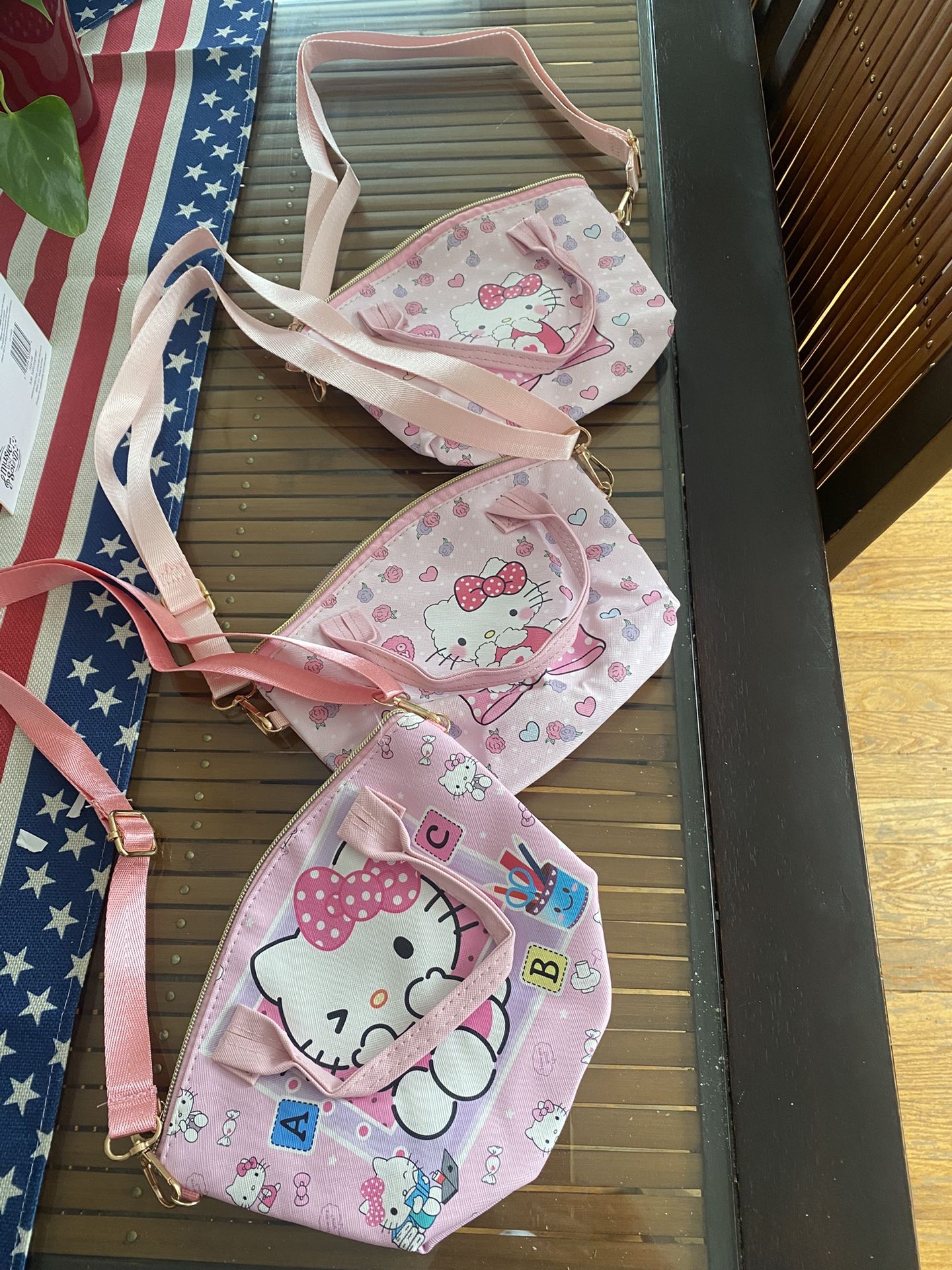 HELLO KITTY PURSES