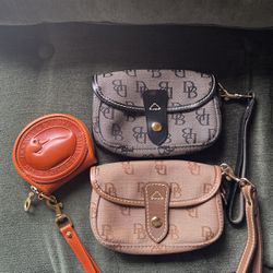Dooney And Bourke Coin Purses/wristlets