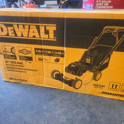 DEWALT 21 in. 150cc Briggs and Stratton 625ex Engine  2-in-1 Gas Self Propelled  Lawn Mower