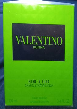 Valentino Green stravaganza