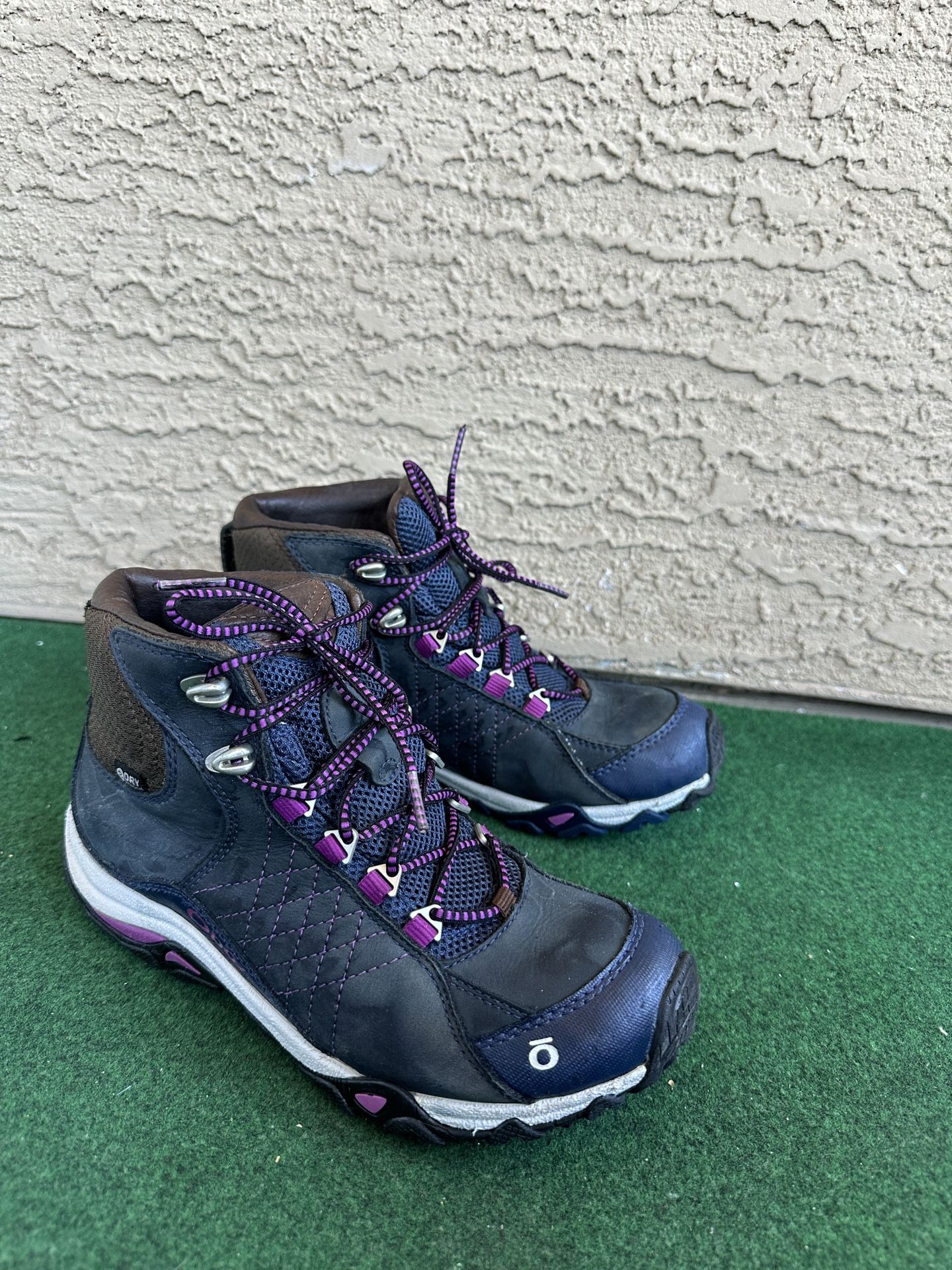 Oboz Women Size 6 Waterproof Hiking Boots