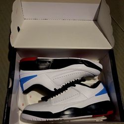Jordan 2/3 Like New SIZE 10
