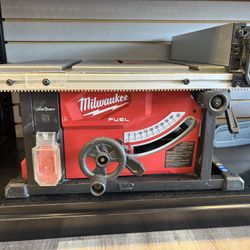 Milwaukee Table Saw