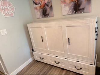 Queen bed