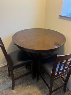 Counter Height Dining Table with 4Chairs