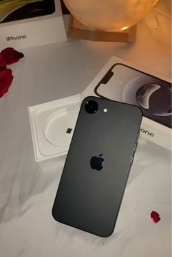 iPhone 16e, Black , 128GB