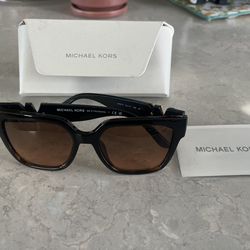 Michael Kors Sun Glasses
