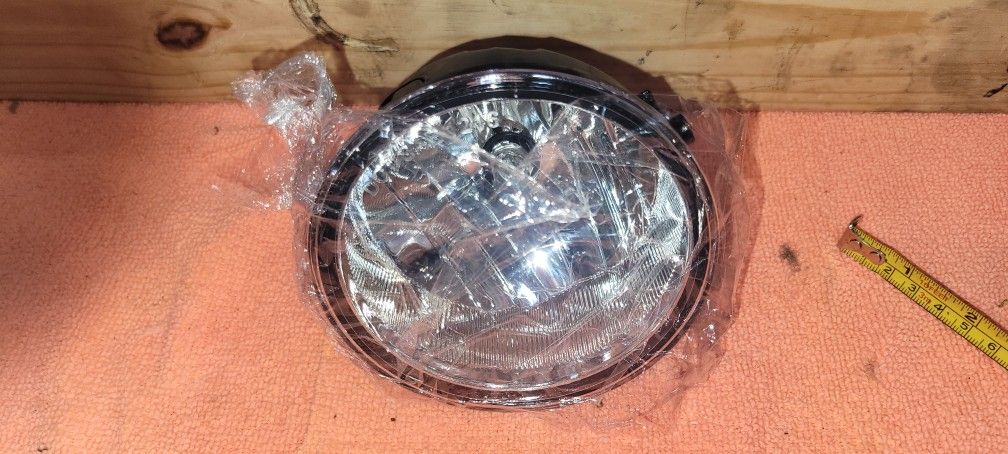 FOG LIGHT BRAND NEW