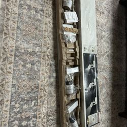 Hampton Bay 4ft Expandable Halogen Track Lighting Kit, White