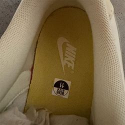 Brand new nuke dunks size 11