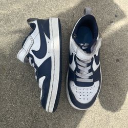 NIKE Boys Basketball Shoes White White Blue Void Signal Blue sz 12.5C