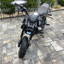 Boom Vader 125cc Motorcycle 