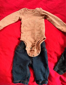 2 sets of Newborn cute&comfy clothes
