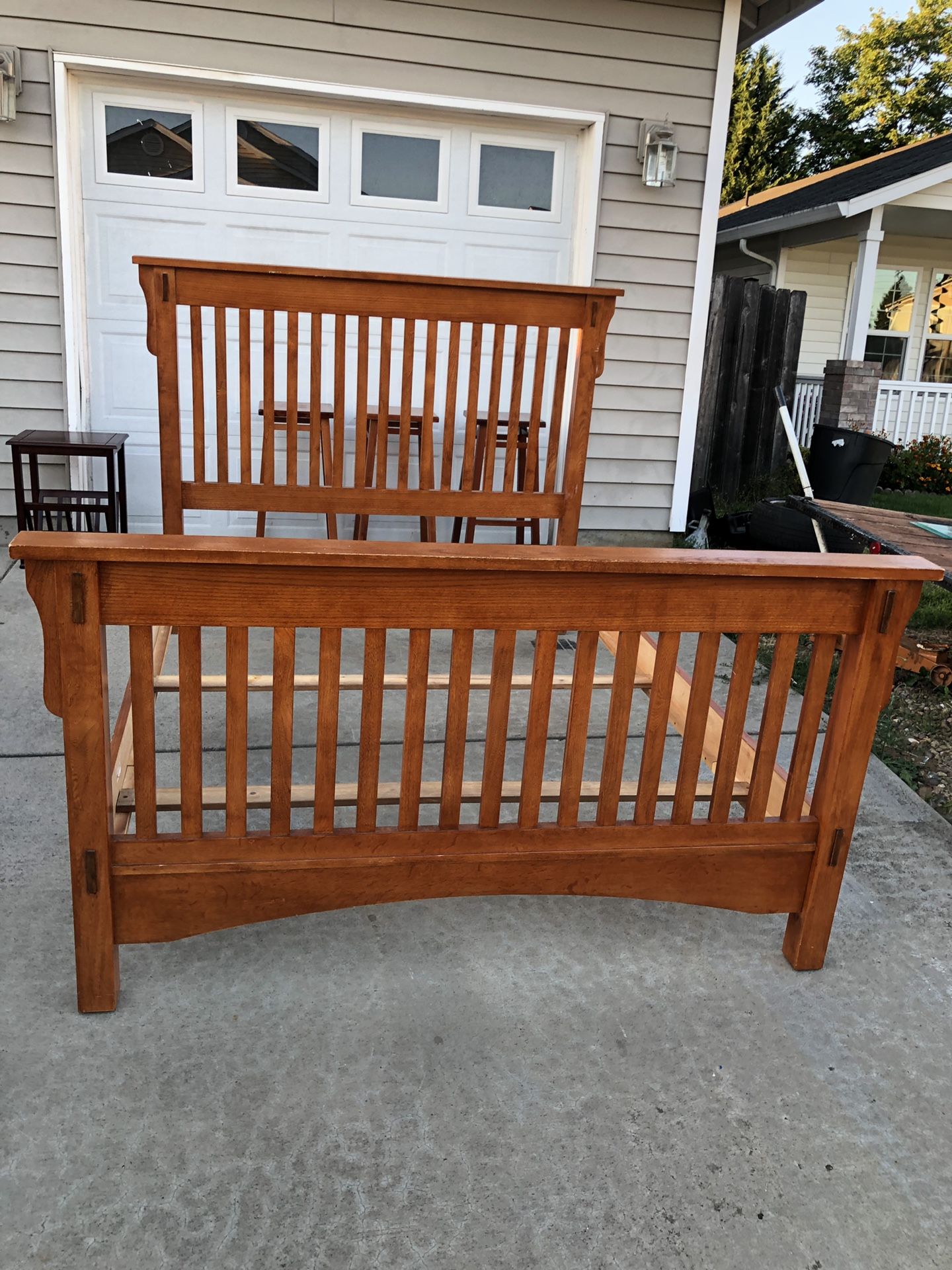 Mission Style Queen Bed Frame for Sale in Vancouver, WA - OfferUp