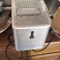Ice Machine 