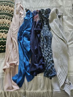 Women's Short Sleeve Tops (Large)