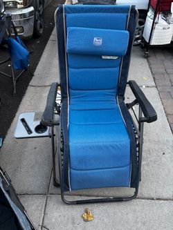 Timber Ridge Zero Gravity Lounger