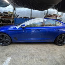 G70 FULL PART OUT DOORS TRUNK BUMPER HOOD FENDER LIGHTS