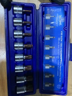 Cornwell Triple Square Sockets 