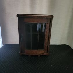 Cup Board