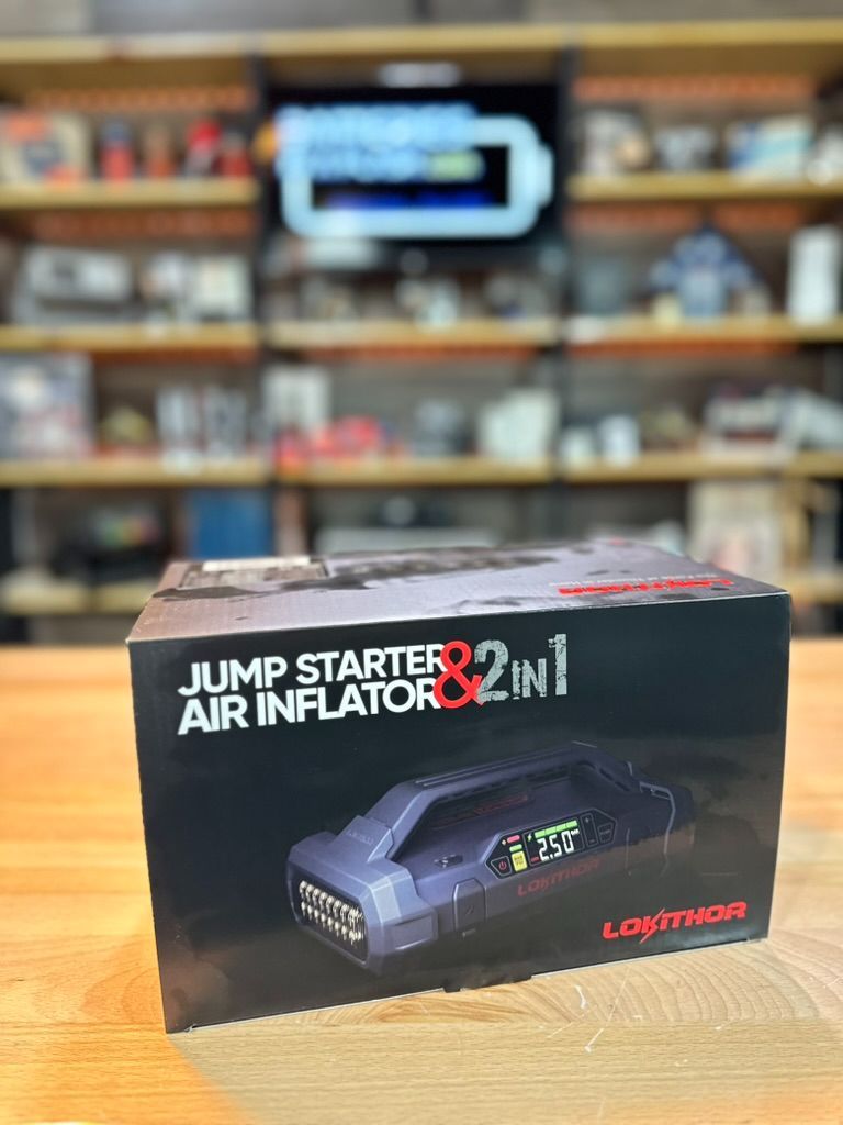 Emergency Car Jump Starter With 150PSI Air Inflator, Battery Bank and Flash Light  12V 2000A 