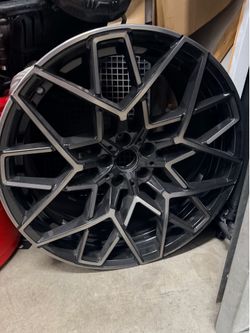 BMW M8 F91 F92 F93 rear wheel OEM