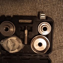 Southwire MP-03PRO Max Punch Large Die Set for Stainless Steel 2 1/2-Inch - 4-Inch - in 1 Case 