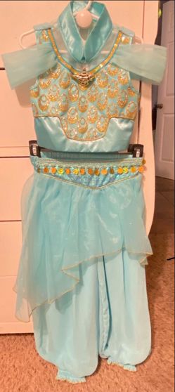 Princess Jasmine Costume