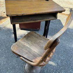 Early 1900’s school ink well desk & chair 