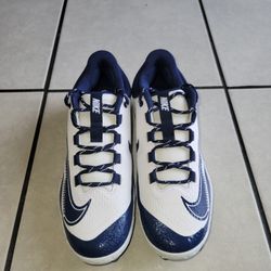 Nike Men’s 8 Alpha Huarache Elite 4 Low MCS Baseball Cleat White/Navy FD6255-107