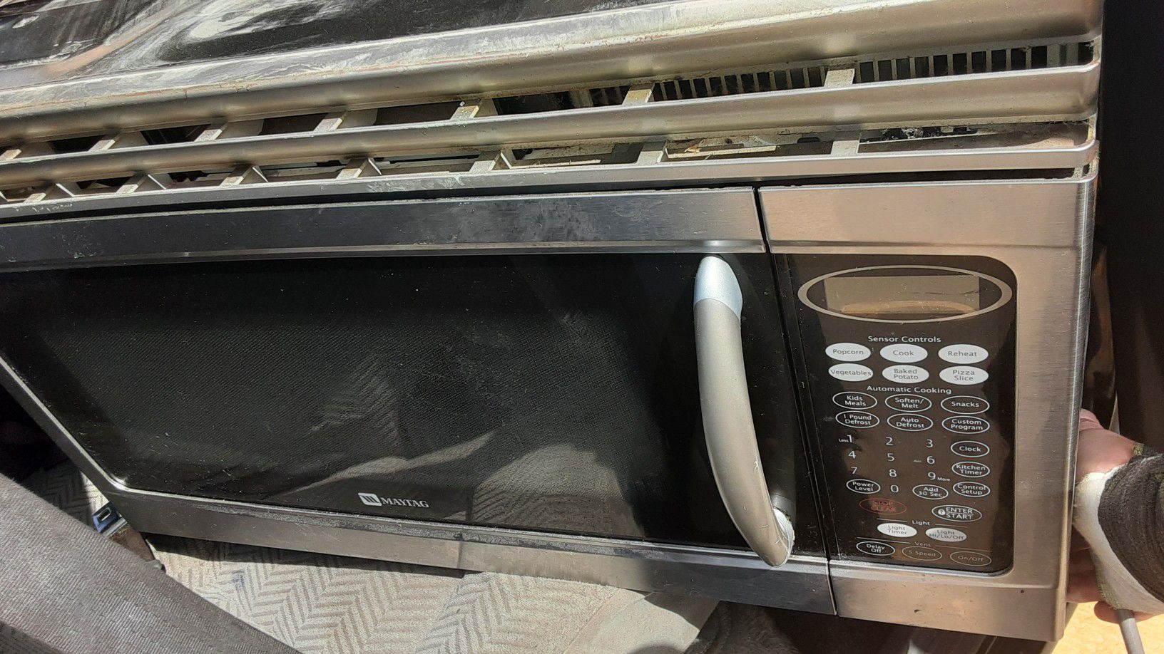 Maytag under counter microwave