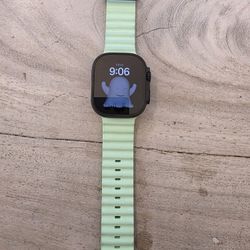 Apple Watch Ultra 3 - Black With Green Band