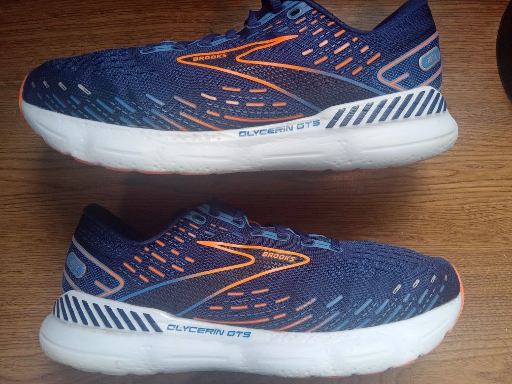 Brooks Men's Running Shoes Sz 10.5