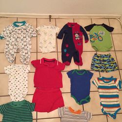 Baby Boy Clothes , Smoke Free, Pet free Home. $10 For 12 Pieces (Firm Price) clothes . SIZE 3-6 Months