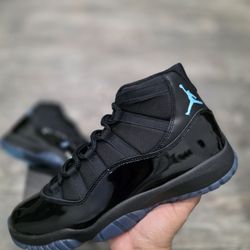 Jordan 11  Gamma SIZE 8.5M