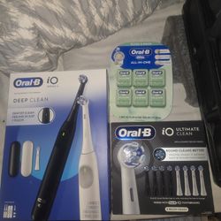 Oral B IO Series 2 - Bundle - Replacement Heads,  Floss, Toothbrush