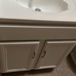 Vanity Con Tarja Y Llaves En Color Blanco